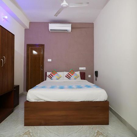 Hotel O Adri Hotels Near Dum Dum Metro Station Extérieur photo