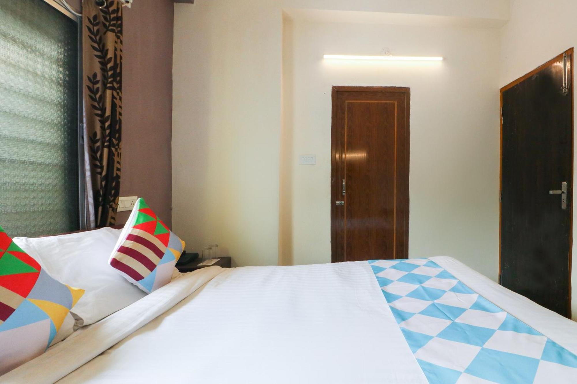 Hotel O Adri Hotels Near Dum Dum Metro Station Extérieur photo