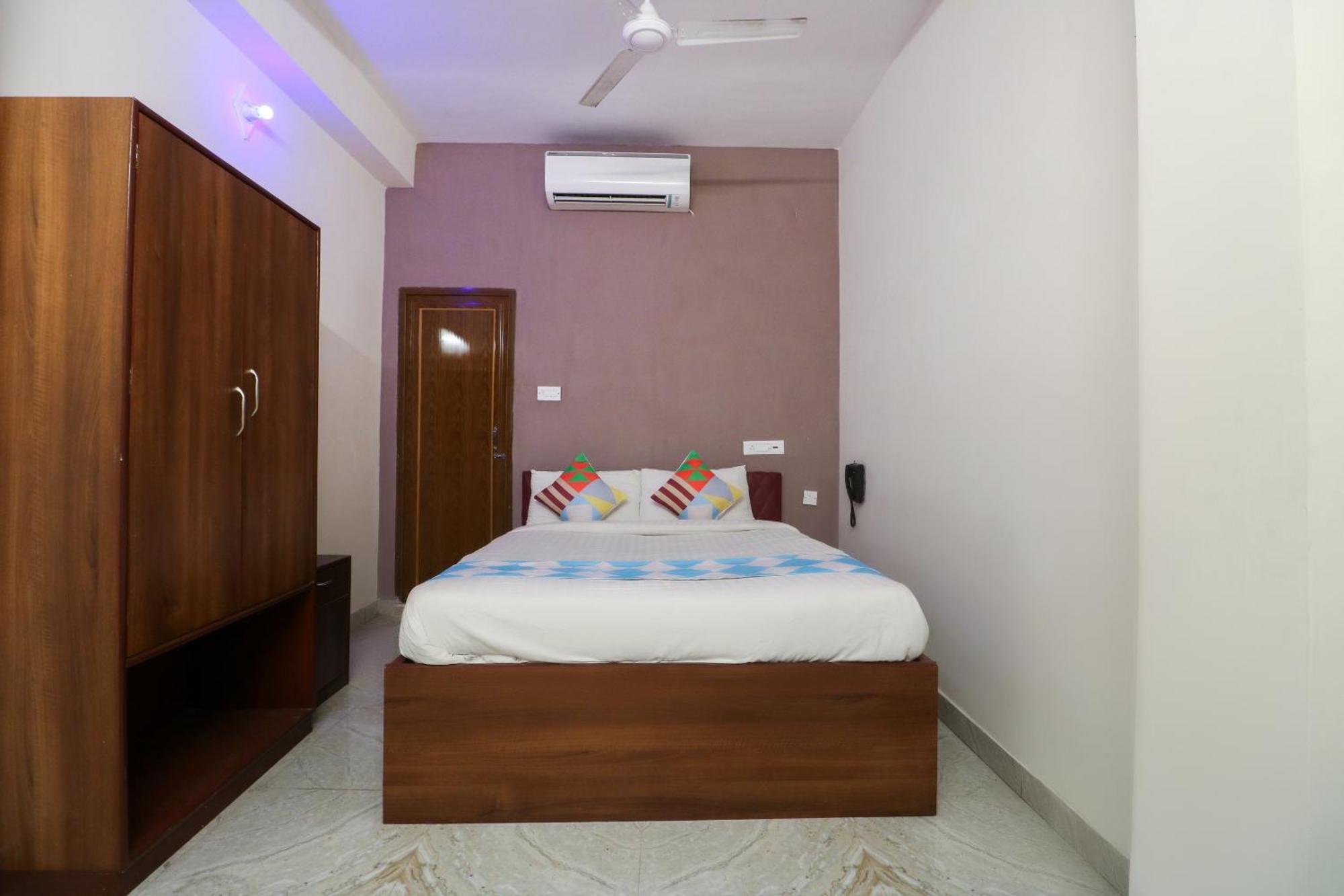Hotel O Adri Hotels Near Dum Dum Metro Station Extérieur photo
